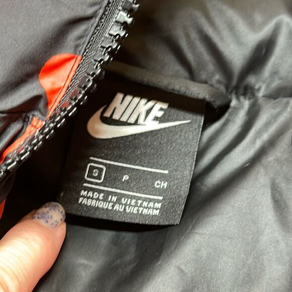 Nike Just Do It All Over Print Puffer Jacket Womens Small Orange Black - Picture 7 of 10